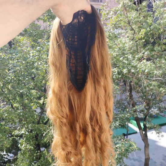 Ankara Kızılay Fiber Sentetik Peruk Uzun Dalgalı Kumral Karamel Ombre